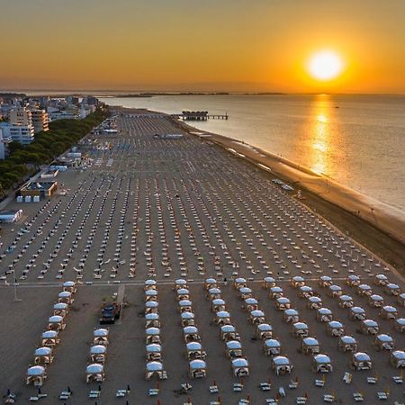 Appartamenti Villaggio Giardino Lignano Sabbiadoro Eksteriør billede