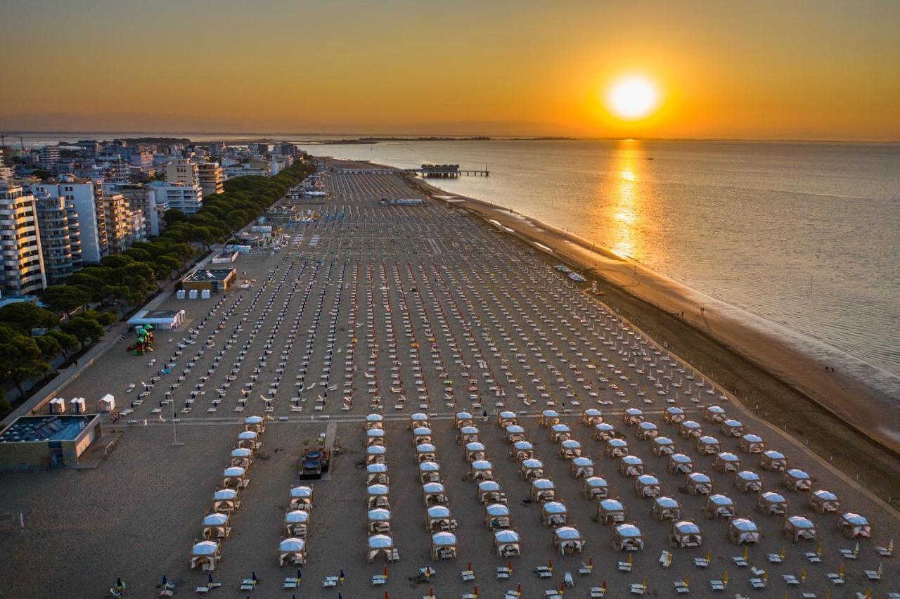 Appartamenti Villaggio Giardino Lignano Sabbiadoro Eksteriør billede